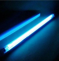 純水系統如何選擇紫外線殺菌器？